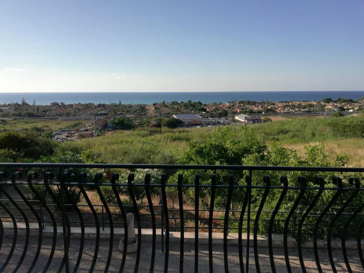 Villa Belvedere Кампофеліче-ді-Роччелла Екстер'єр фото